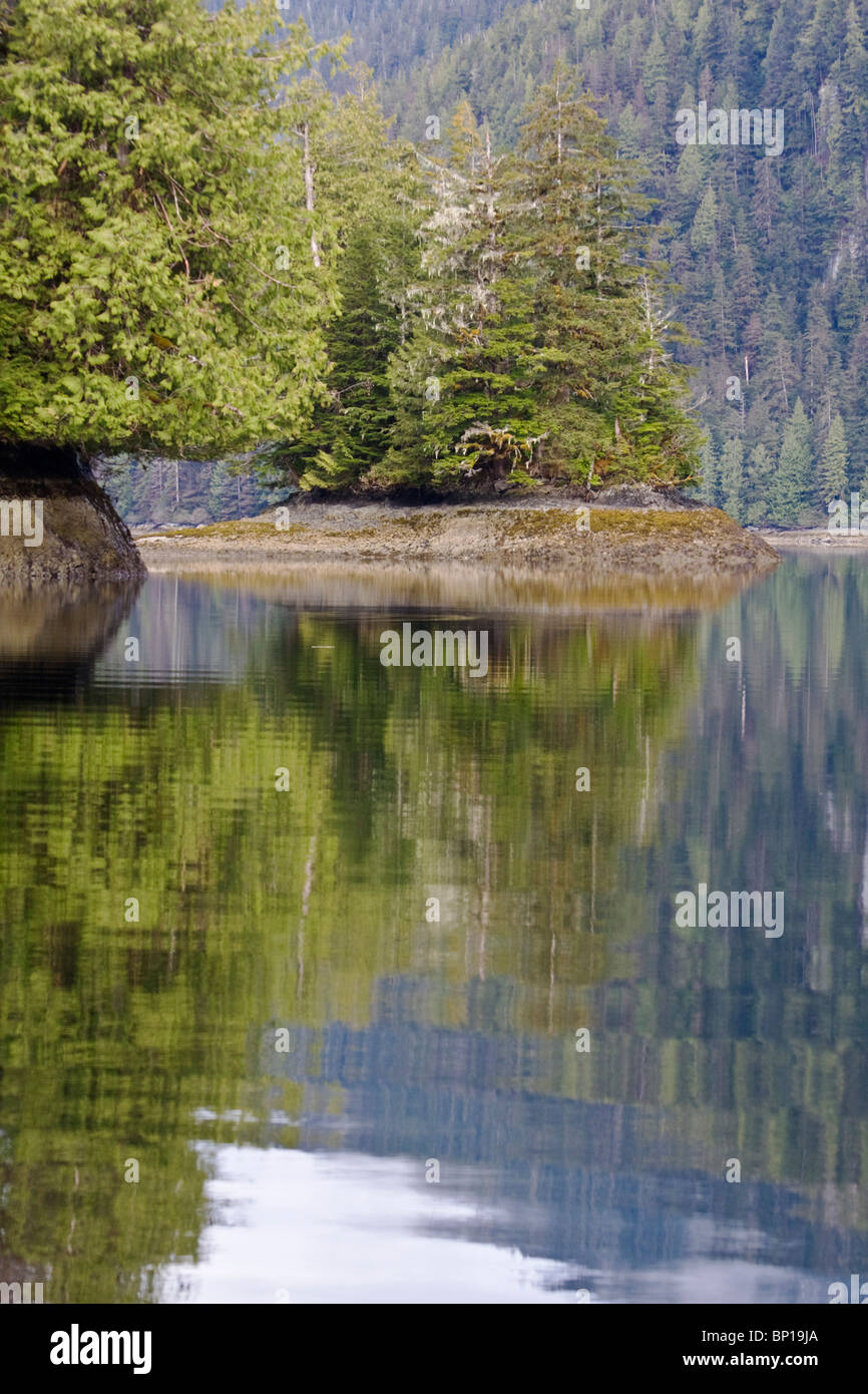 Bay of pillars, kuiu island hires stock photography and images Alamy