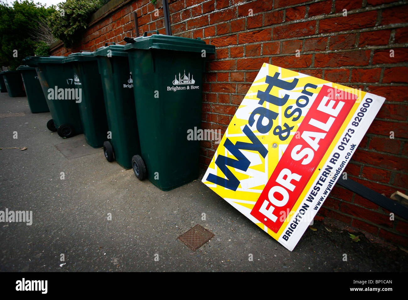 Pavement sale bins hires stock photography and images Alamy