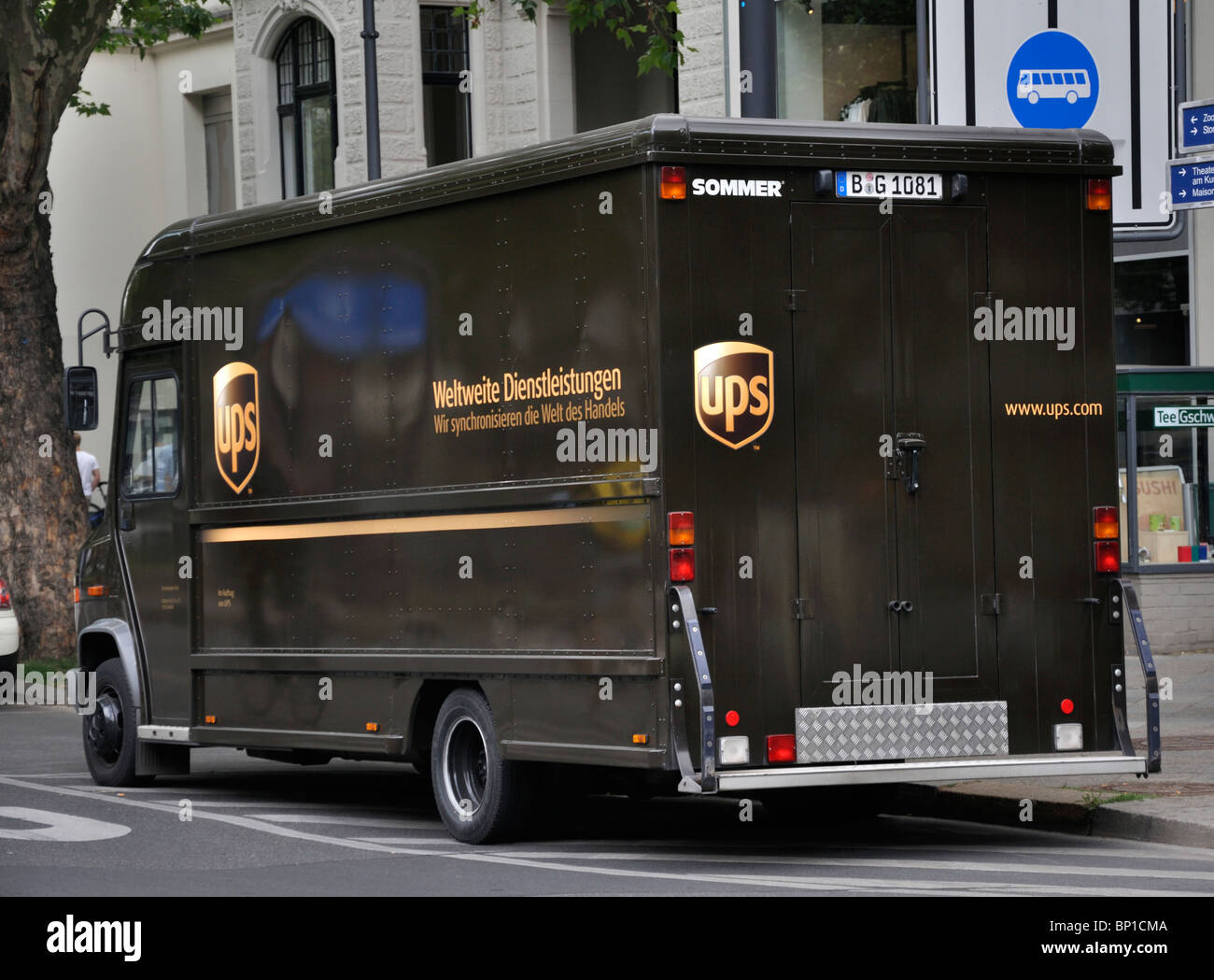 United Parcel Service Inc. (UPS) truck makes delivery July 2010 Berlin  Germany Stock Photo - Alamy
