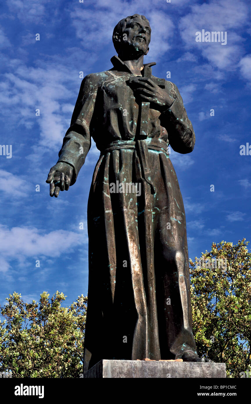 Spain, Navarra: Statue of Missioner San Francisco de Javier Stock Photo