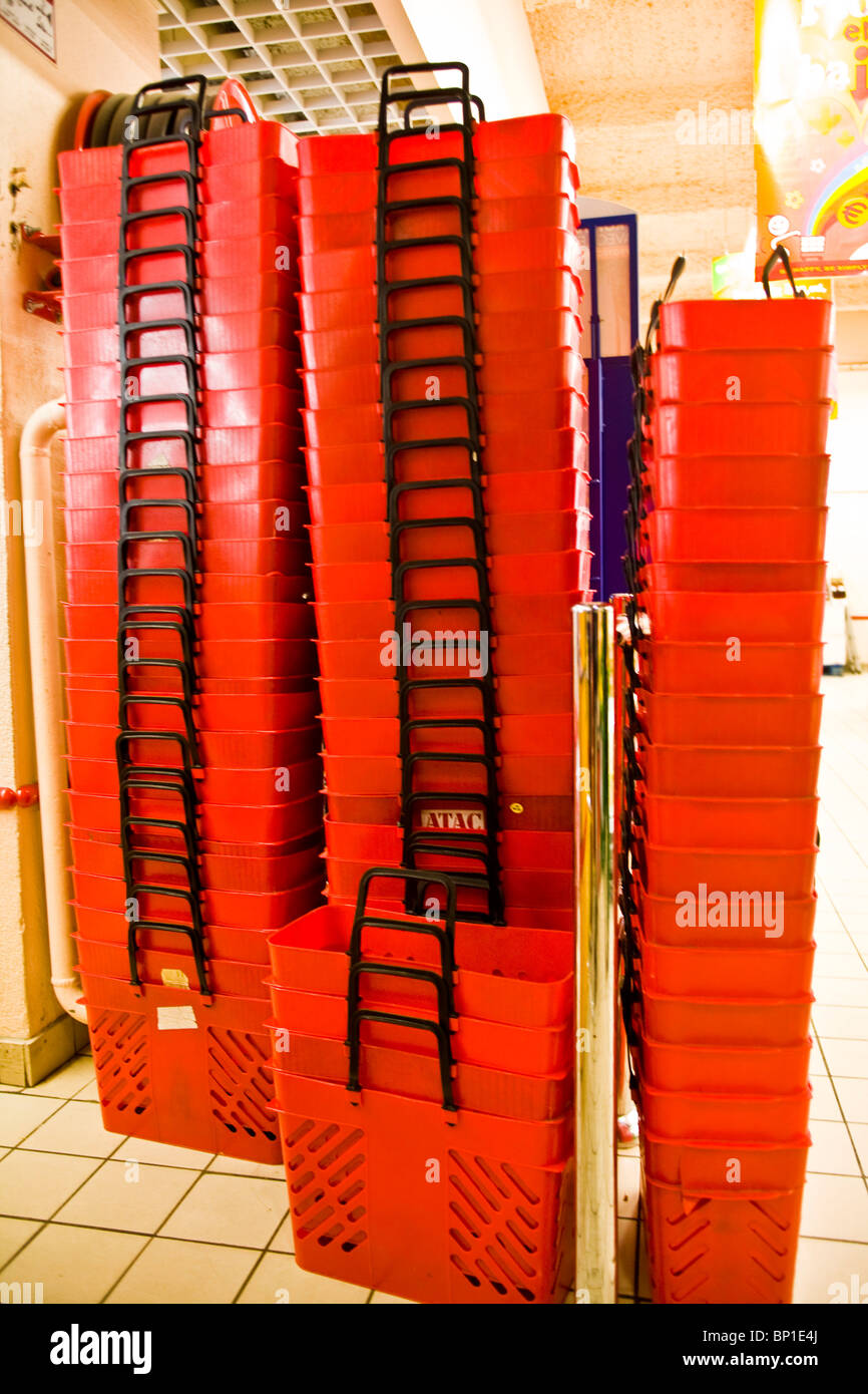 Baskets Stock Photos & Baskets Stock Images Alamy