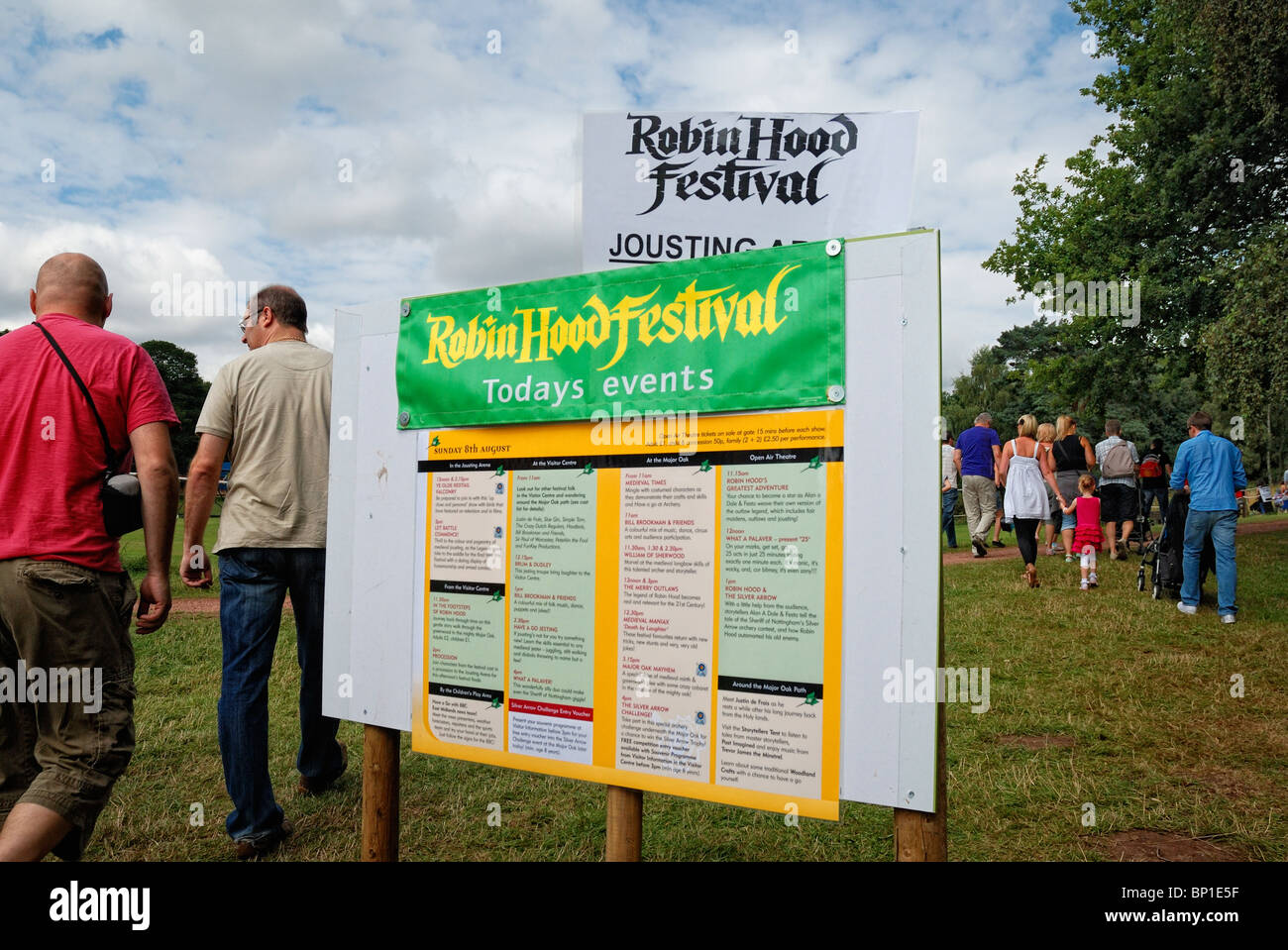 Sign sherwood forest hires stock photography and images Alamy