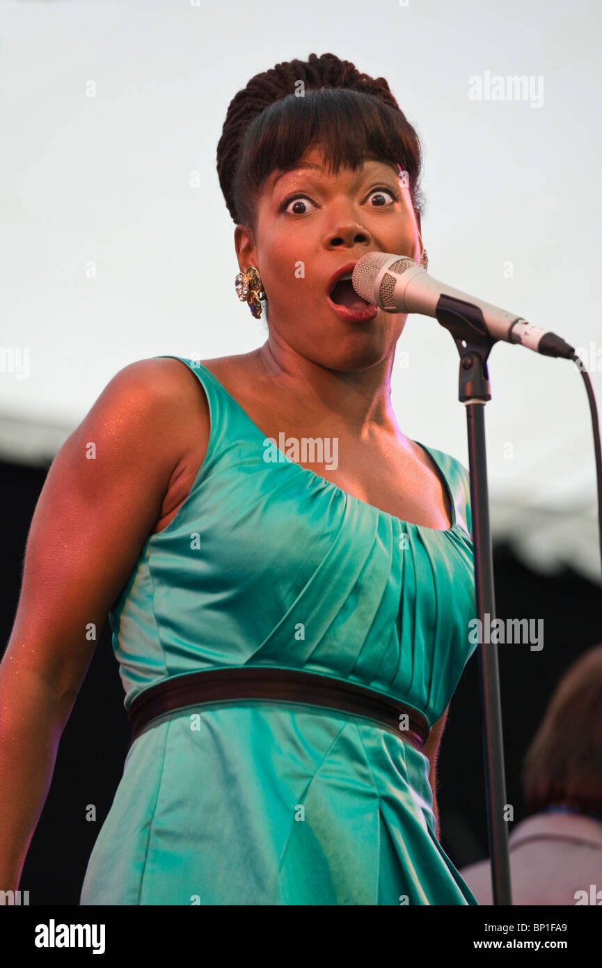 Jazz singer China Moses singing with the Raphel Lemonnier Quartet on stage at Brecon Jazz Festival 2010 Stock Photo