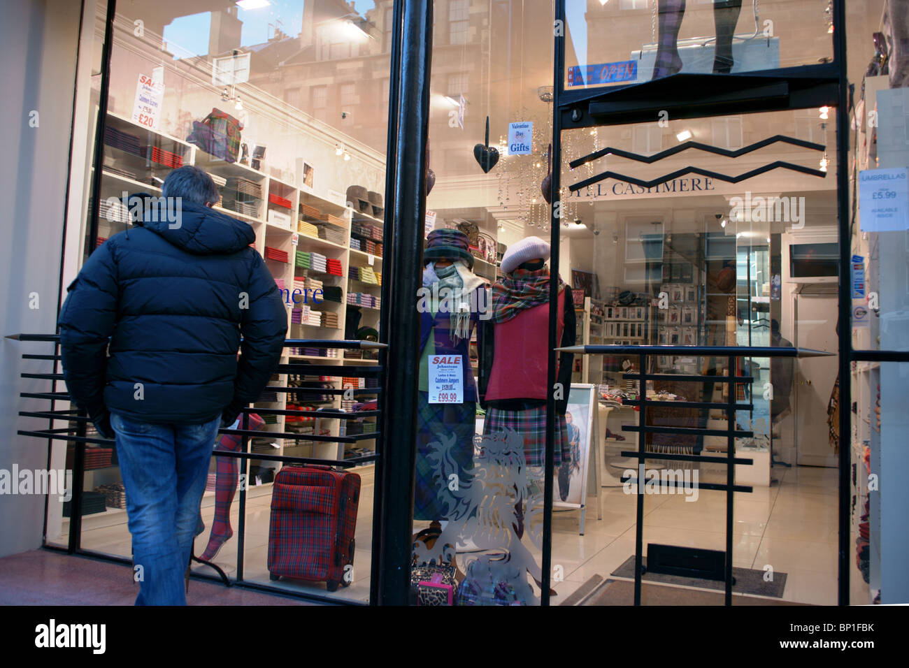 Cashmere shop hires stock photography and images Alamy