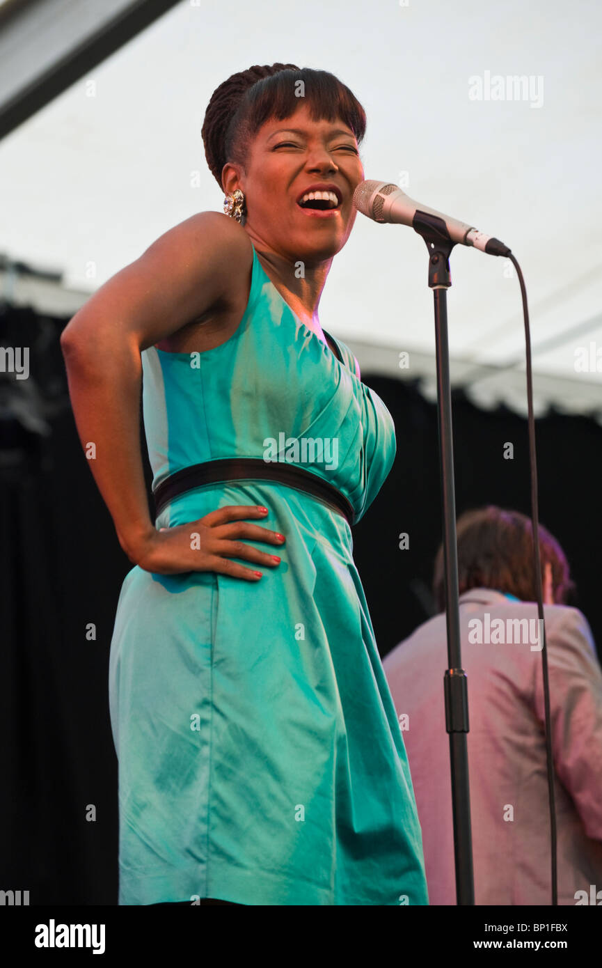 Jazz singer China Moses singing with the Raphel Lemonnier Quartet on stage at Brecon Jazz Festival 2010 Stock Photo