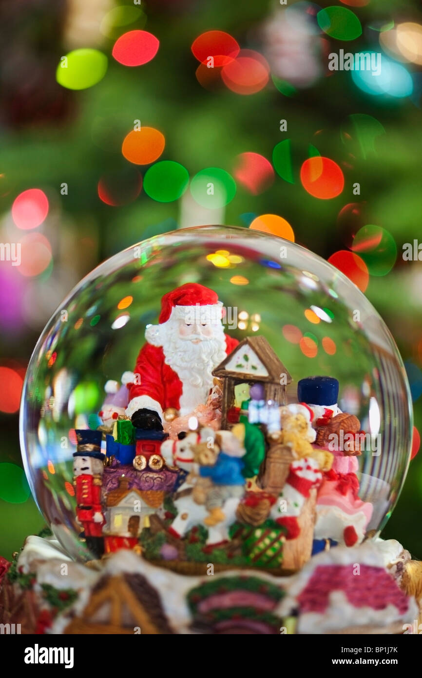 Snow globe nobody hi-res stock photography and images - Alamy