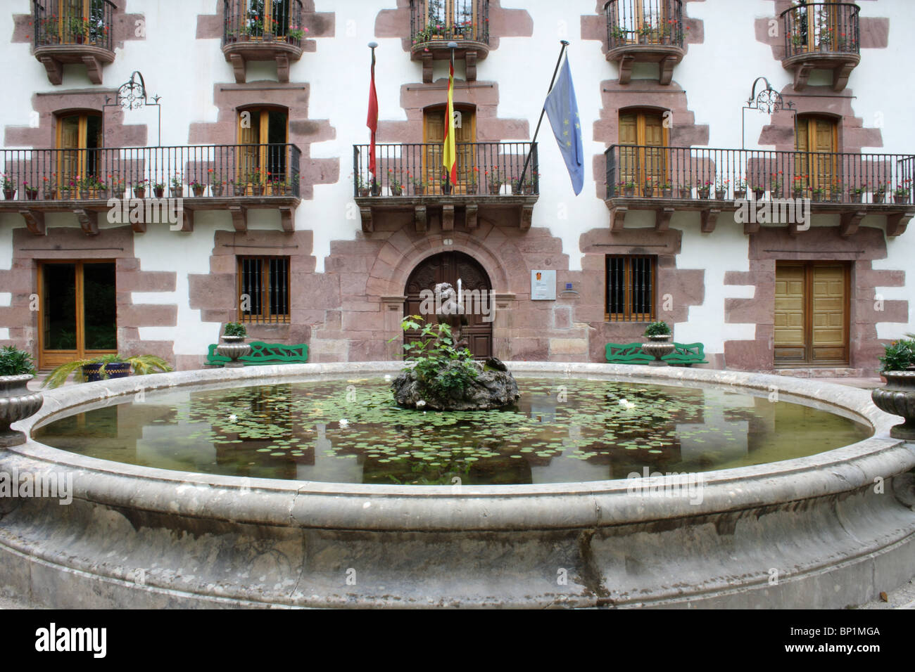Fountain in lily pond, Botanic Garden, Parc Natural de Bertiz, Oieregi, north of Pamplona, Navarra, Spain Stock Photo