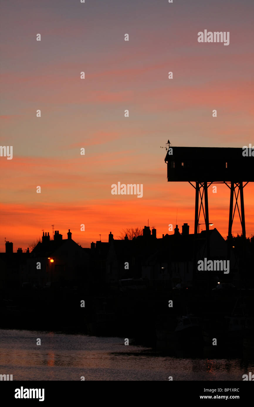 Silhouettes roofs at dawn hi-res stock photography and images - Alamy