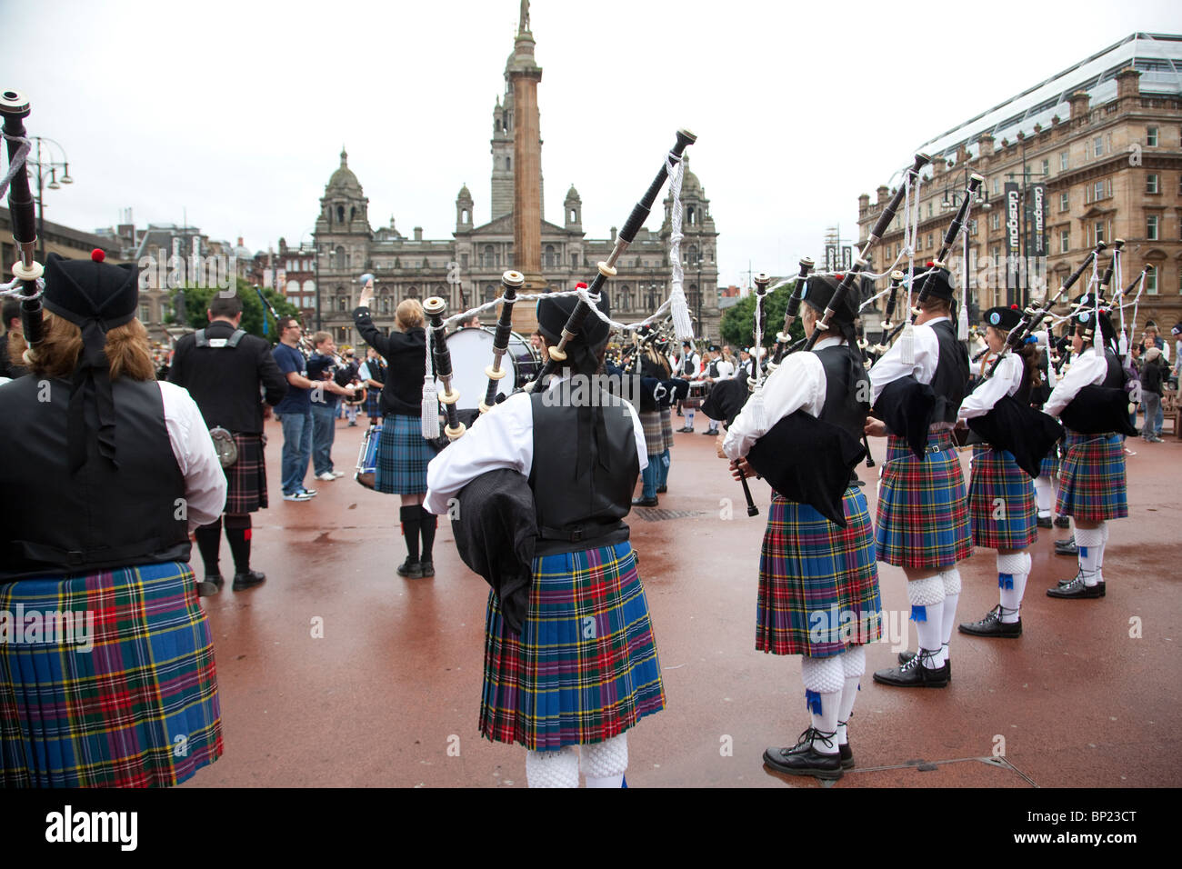 Hawkesbury Nepean Valley Pipe Band perform at George Square Glasgow International Piping Festival, Scotland.Photo:Jeff Gilbert Stock Photo