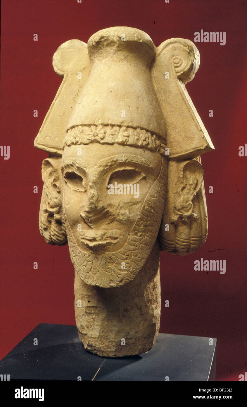 221. STONE STATUE OF AN AMONITE DEITY, 8-7TH. C. BC. (ISRAEL MUSEUM) Stock Photo