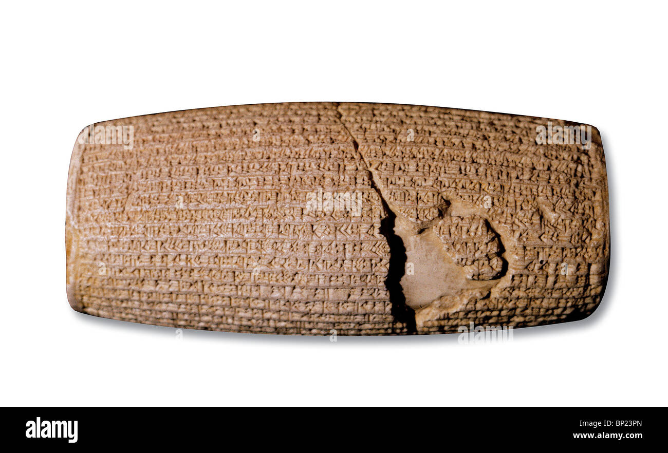 CYLINDER OF CYRUS, DATING FROM YEAR 536 B.C. WHICH TELLS OF THE DECREE RECORDED IN THE BOOK OF EZRA PERMITING THE JEWS TRANSFER Stock Photo