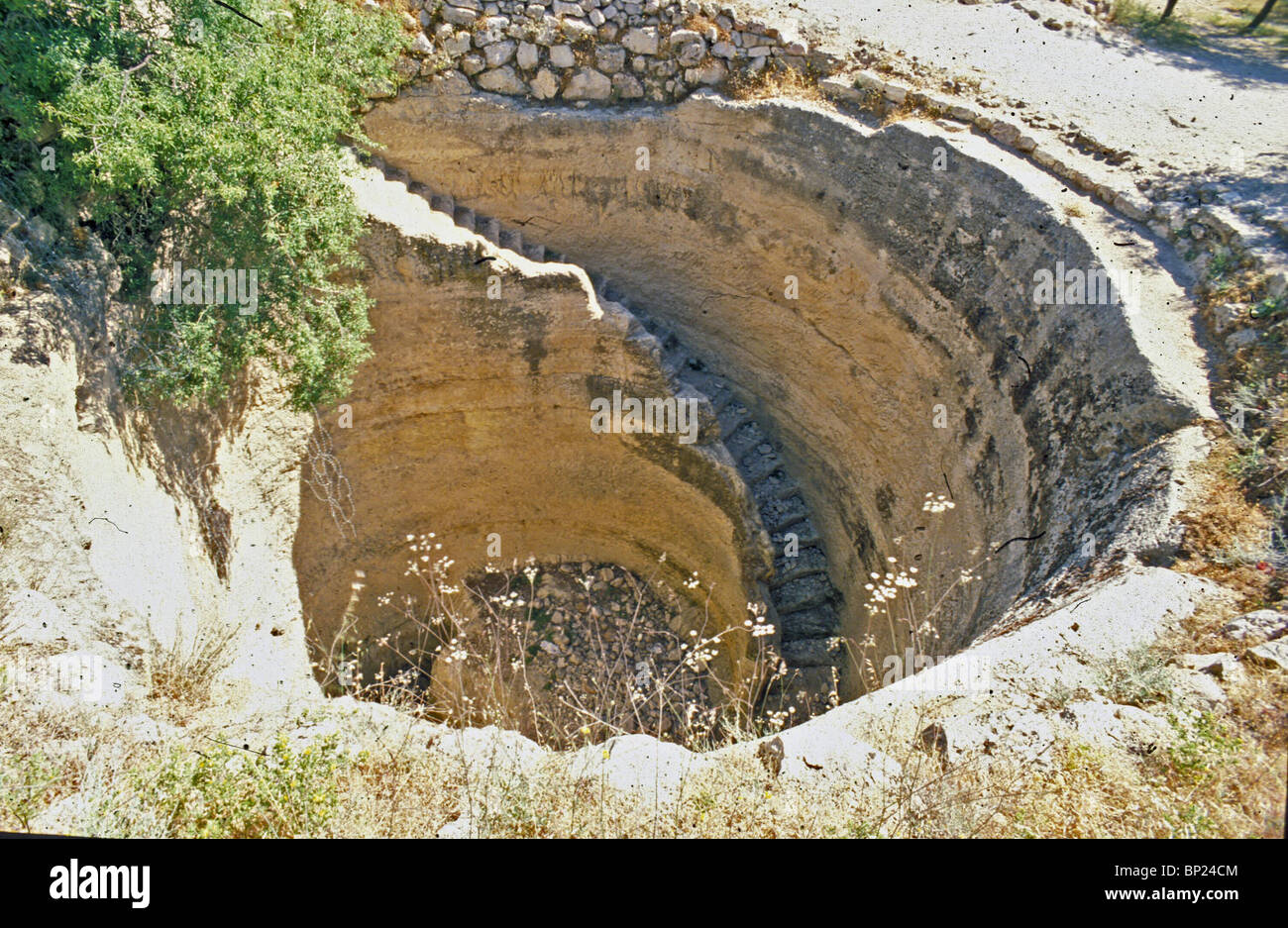 GIBEON THE WATER POOL DATING FROM THE ISRAELITE PERIOD MENTIONED IN