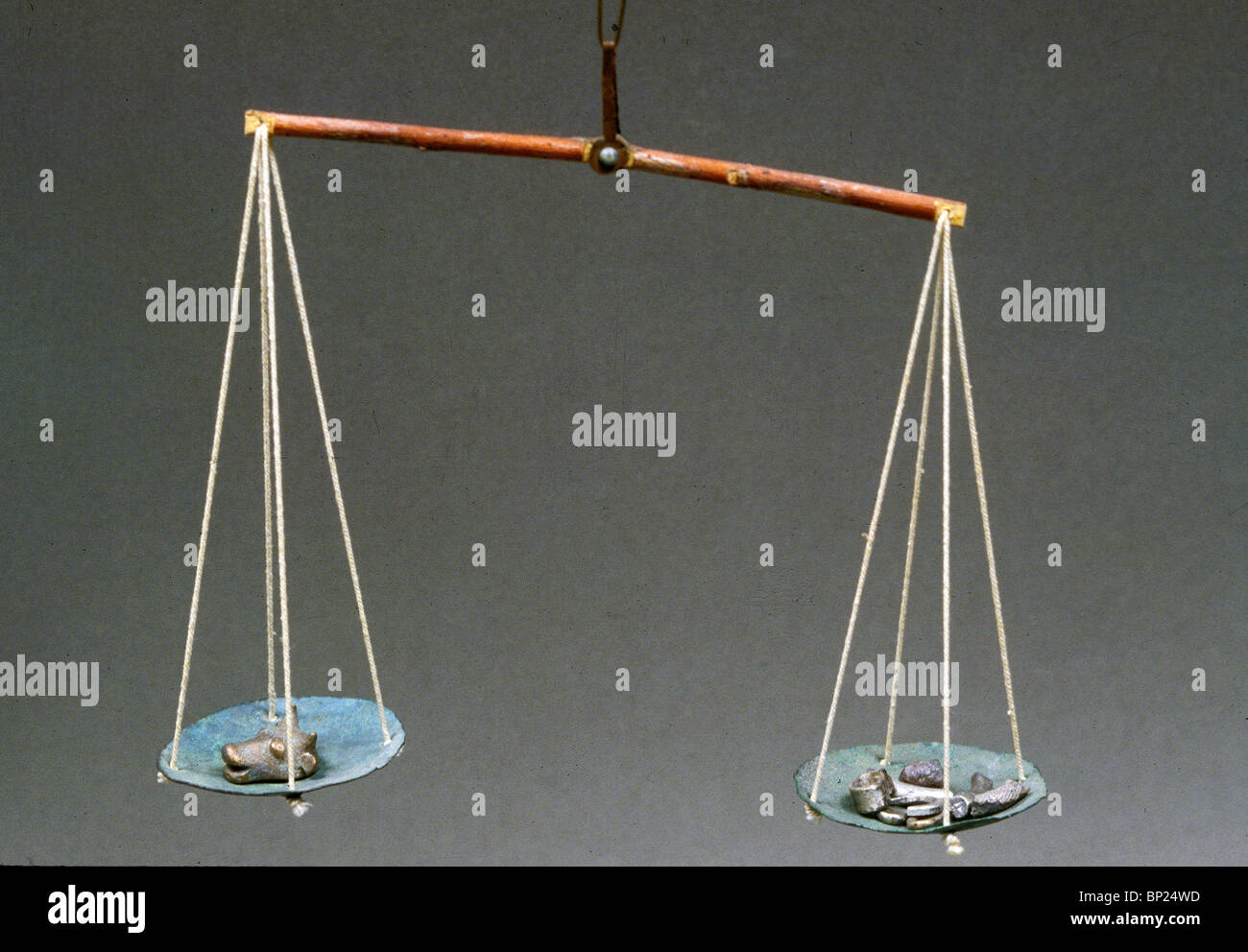 672. ROMAN PERIOD SCALE FOR WEIGHING GOLD AND SILVER, RECONSTRUCTION WITH ORIGINAL PARTS Stock Photo