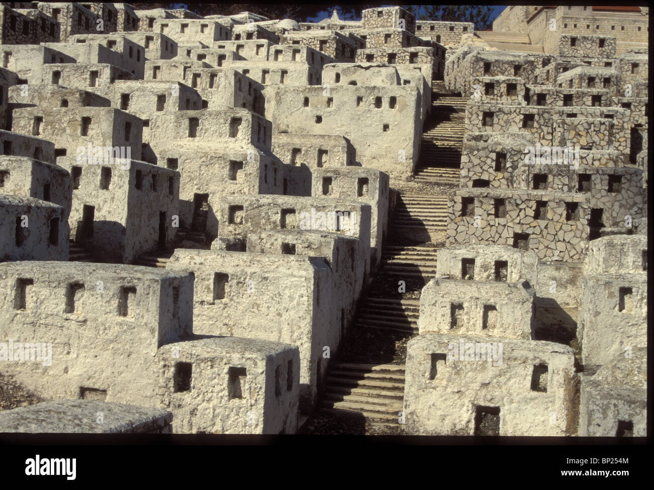 797. RESIDENTIAL NEIGHBORHOOD OF HERODIAN JERUSALEM, LOCATED ON THE EASTERN HILL, FACING THE TEMPLE MOUNT. Holy Land model Stock Photo