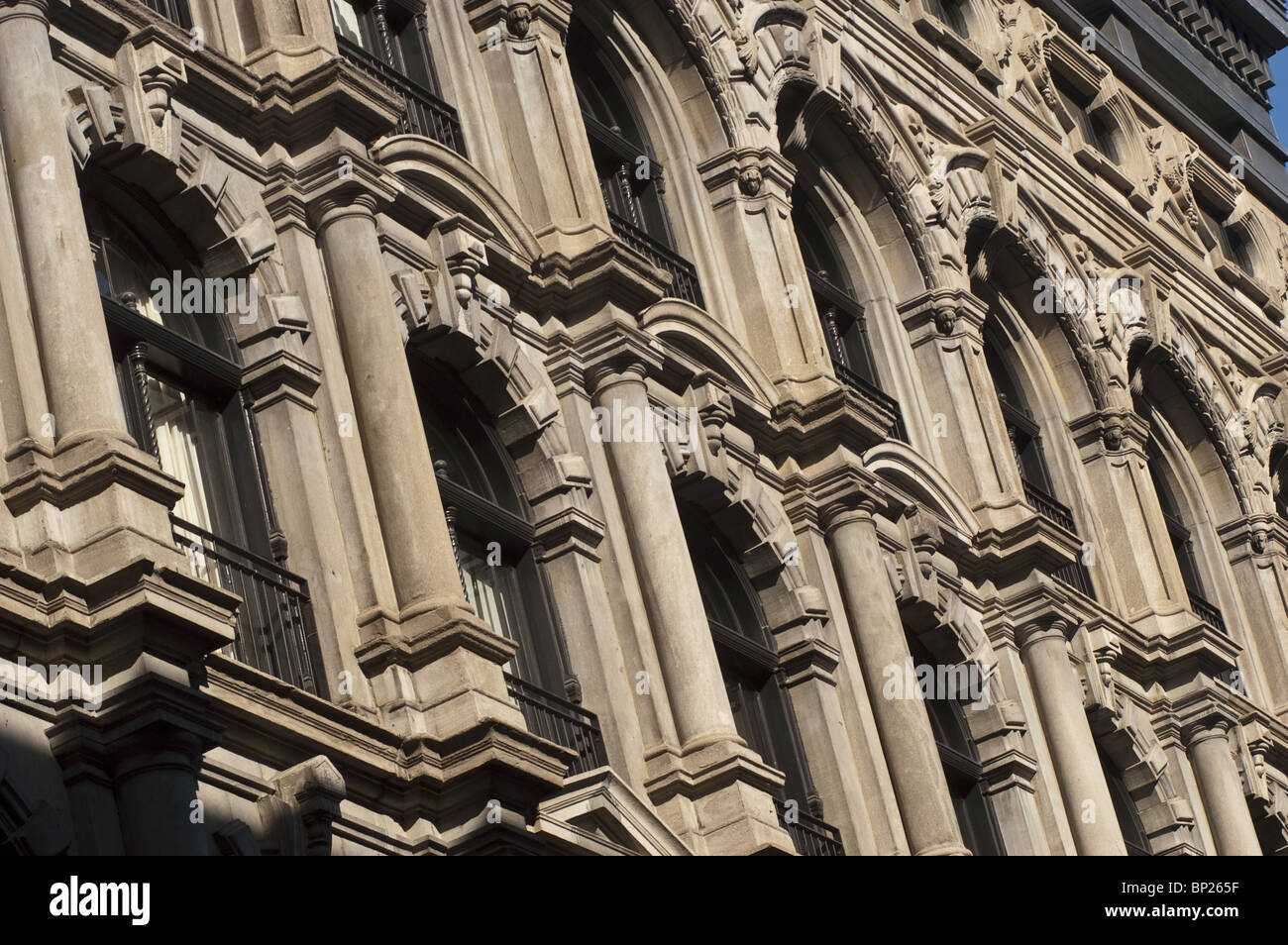 Facade of Caverhill Block building by William Tutin Thomas, Old