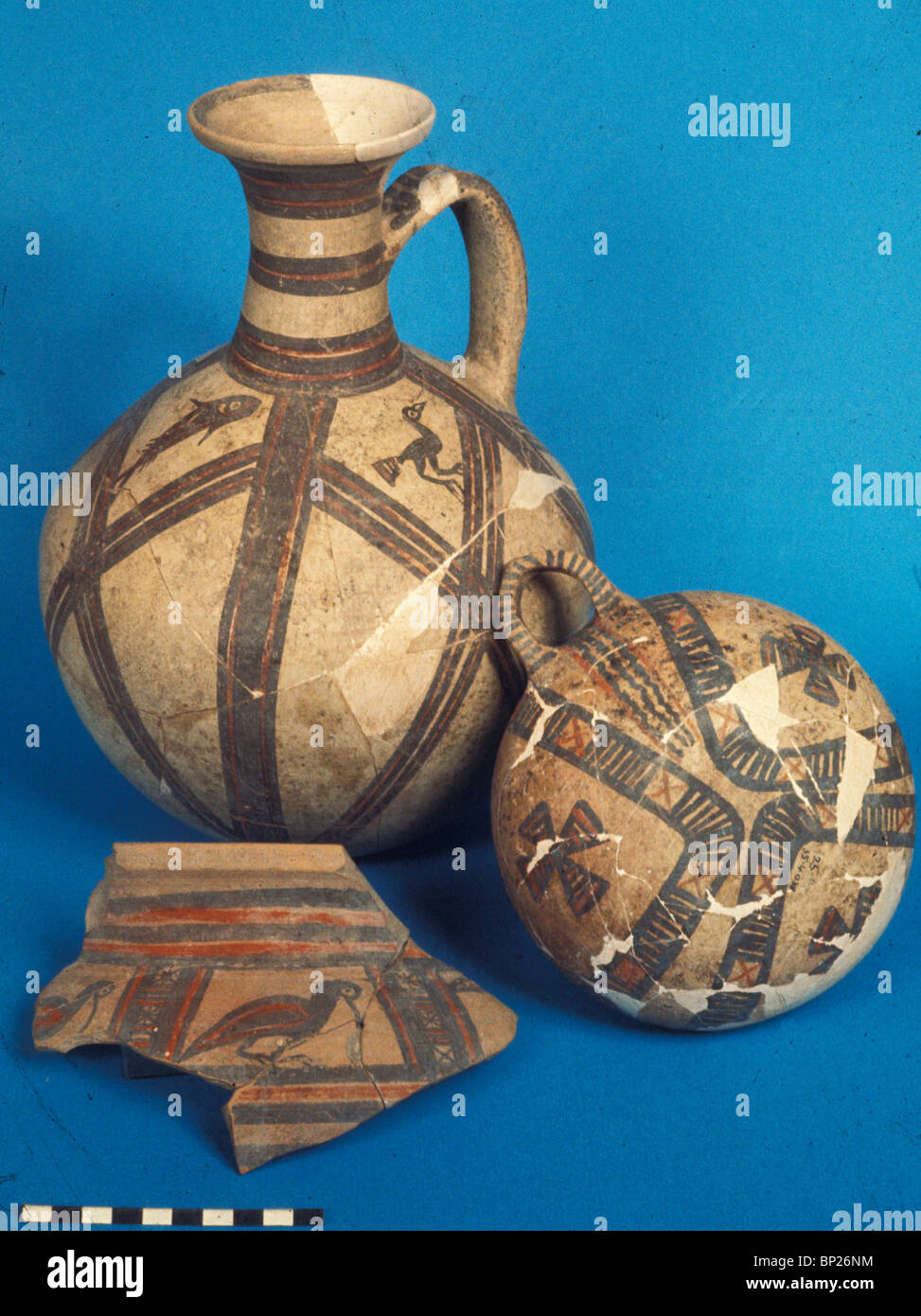 1227. TEL EL-AJUL, MIDDLE BRONZE II. (2000-1750 B.C.), CNAANITE PERIOD POTTERY Stock Photo