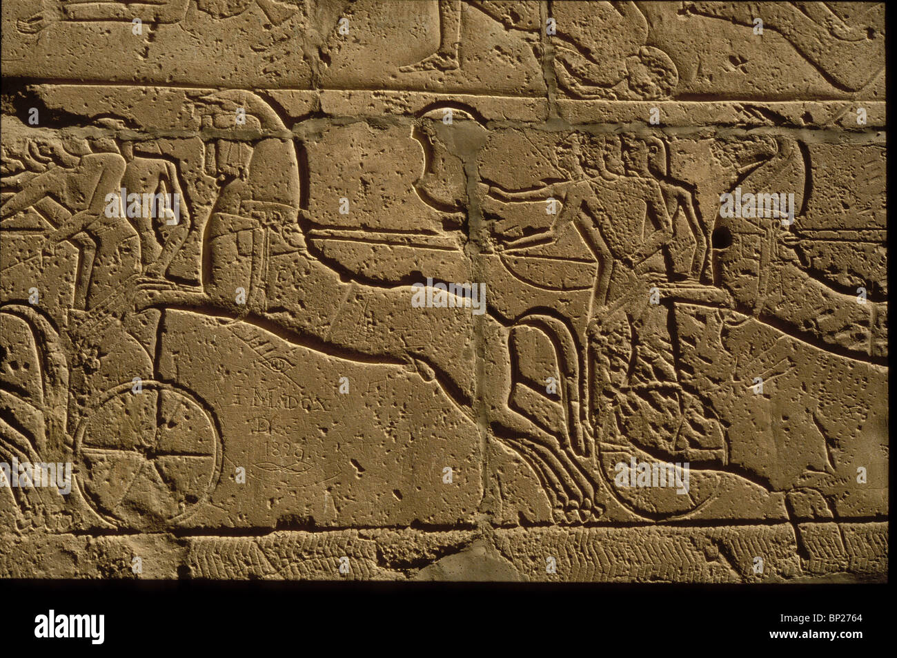 1489. EGYPTIAN WAR CARRIAGE, RAMSES II. WALL CARVING FROM ABIDOS Stock Photo