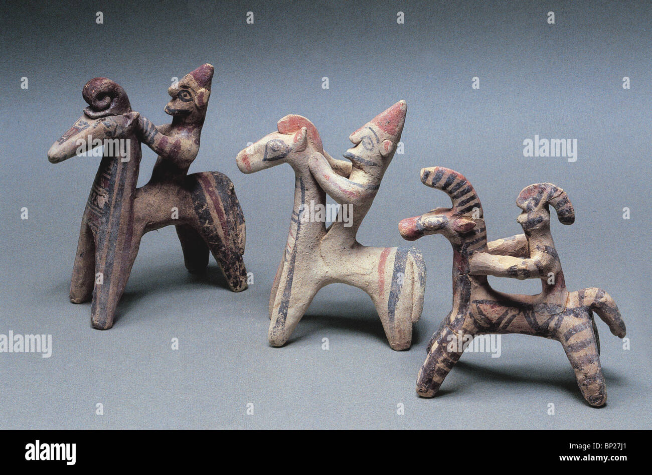 ACHZIB, CLAY FIGURINES OF HORSEMEN, FOUND IN PHOENICIAN TOMBS, DATING FROM 5 - 6TH. C. B.C. Stock Photo