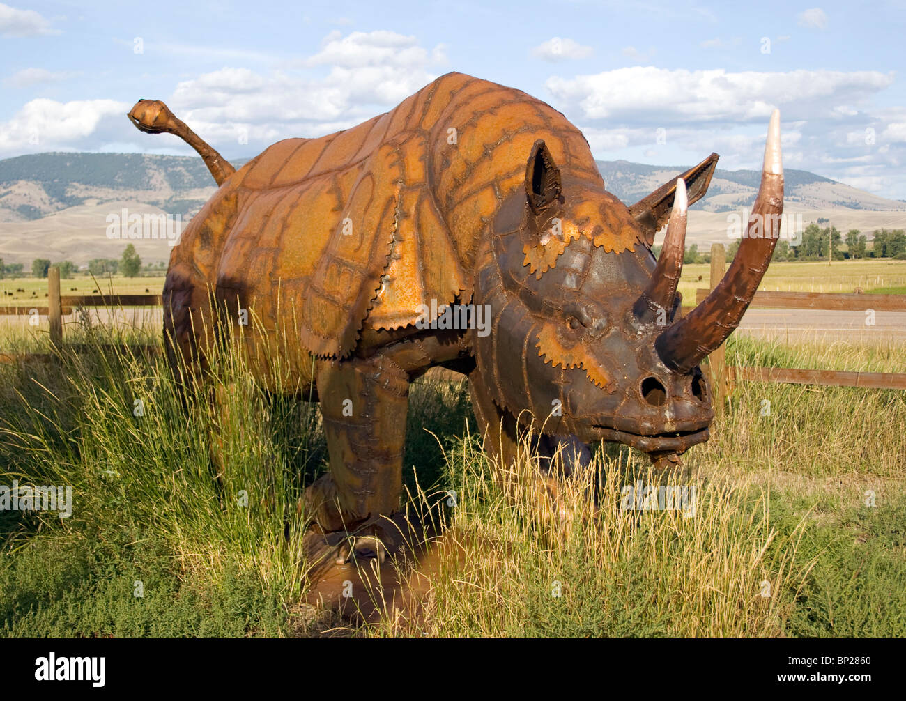 Animal metal sculptures by artist Bill Ohrmann in Drummond Montana Stock Photo