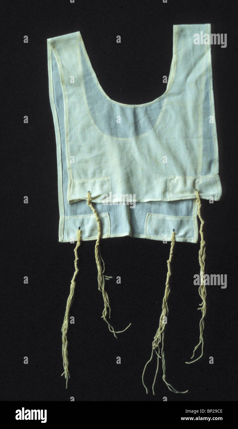 TZIZITH GARMENT WITH FRINGES OR TASSEL ON IT'S FOUR CORNERS WORN BY