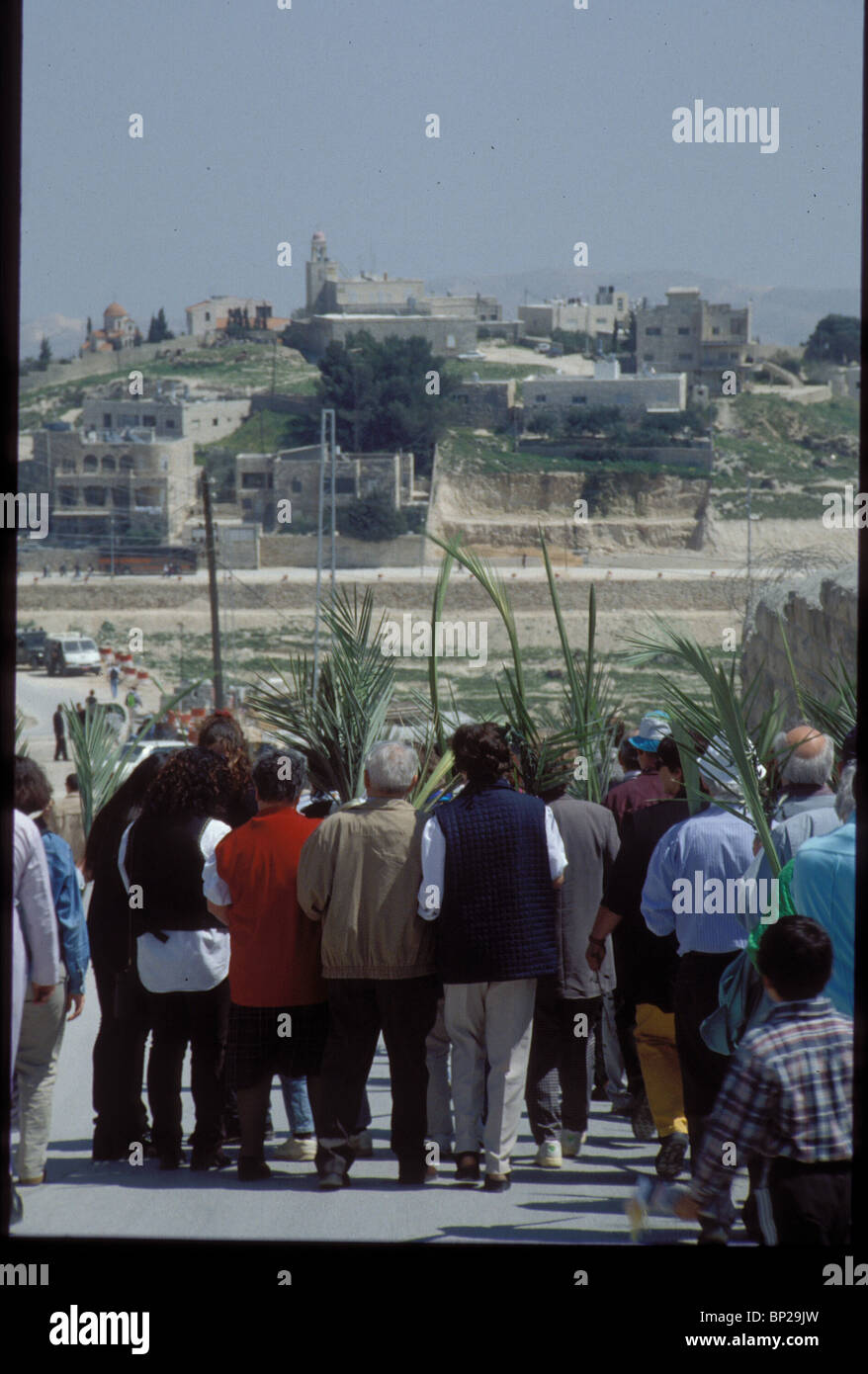 3102. EASTER PILGRIMS ON THEIR WAY TO BETHPAGE ON MT. OF OLIVES Stock Photo