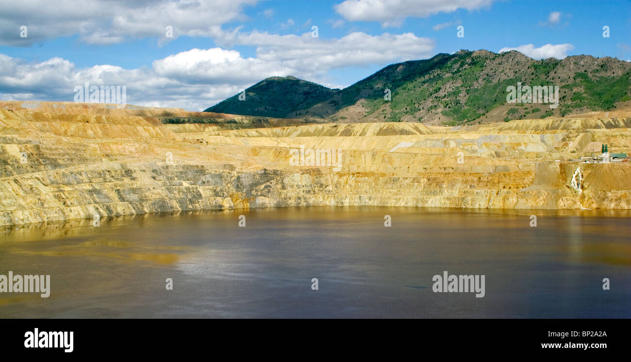 The Berkeley Pit is the only Superfund toxic site turned tourist site in Butte Montana Stock Photo