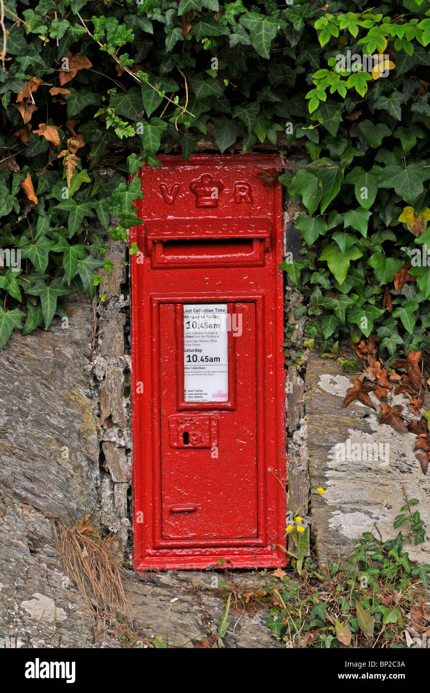Victorian letter box, Loddiswell, Devon, England Set in ivy clad wall ...