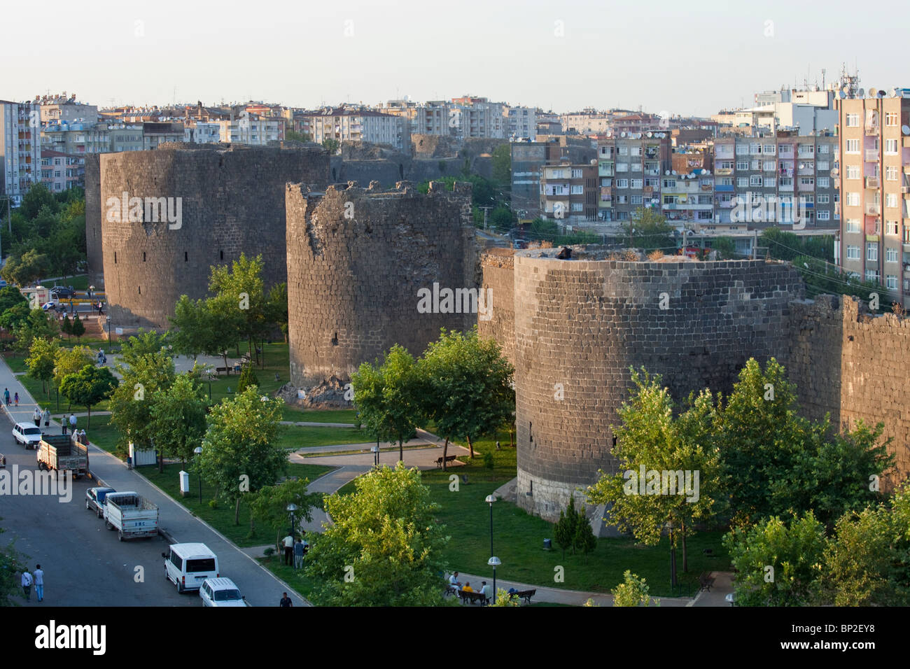 Old city walls in Diyarbakir, Turkey Stock Photo