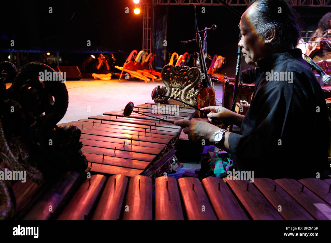 Xylophone player hires stock photography and images Alamy