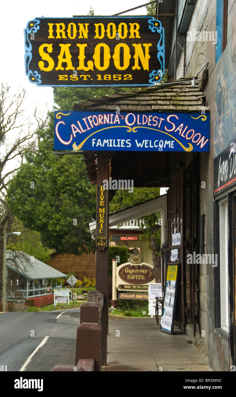 Iron Door Saloon, the oldest saloon in California, on Highway 120 in Groveland, California Stock Photo