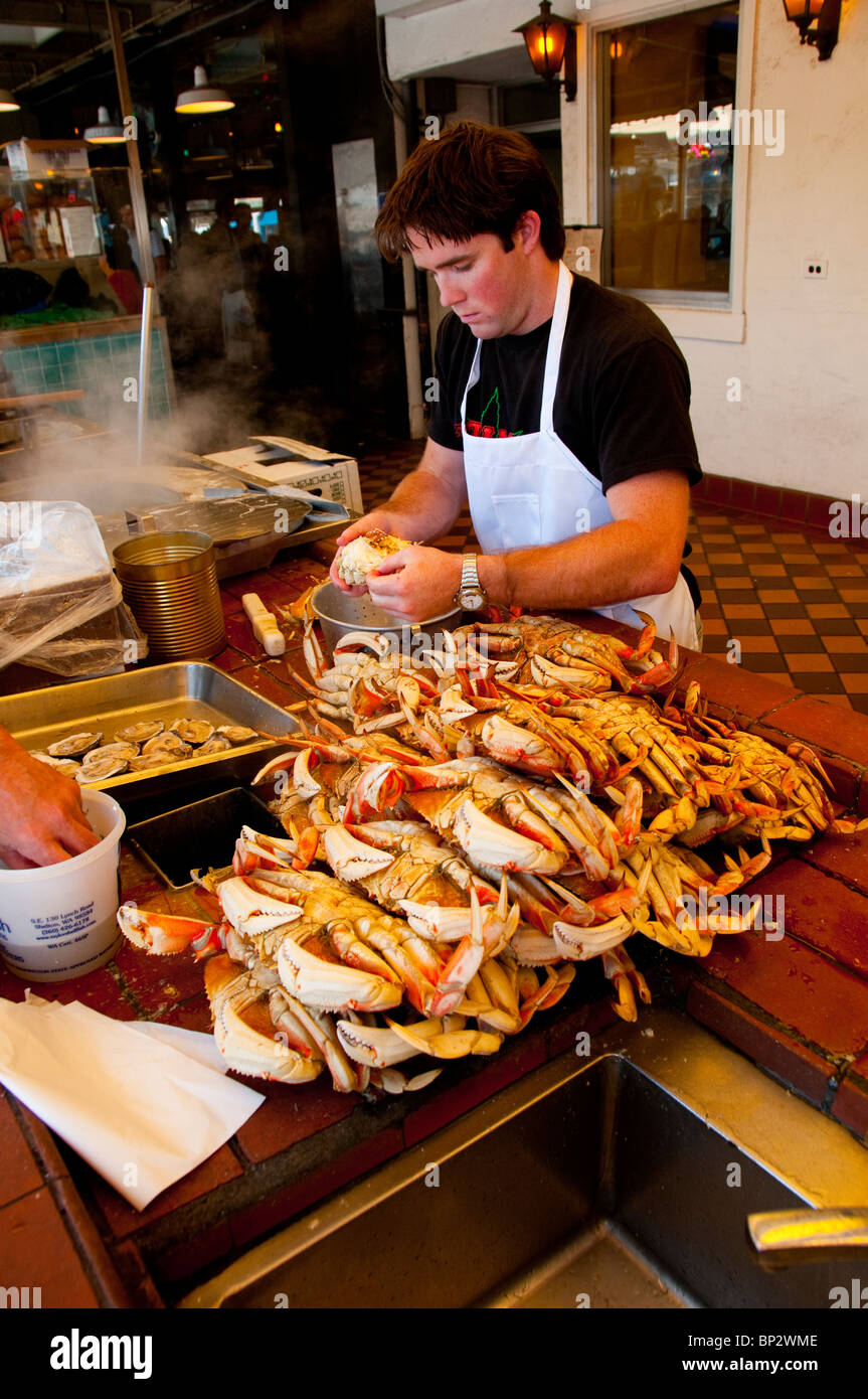 San Francisco Preparing Dungeness crab at Fisherman's Wharf. Photo