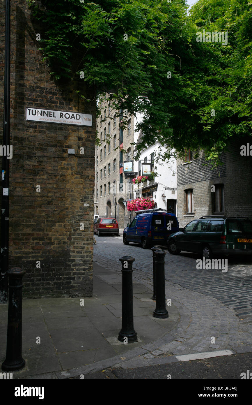 Mayflower public house on Rotherhithe Street, Rotherhithe, London, UK Stock Photo