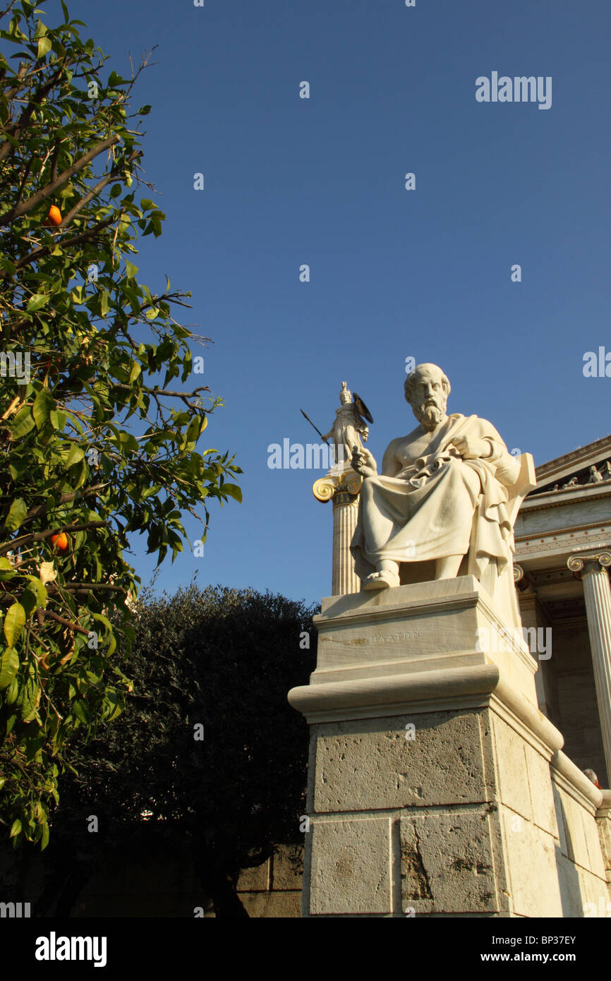 Statue of Platon and Athena, Akadimia Athinon (Athens' Academy), Panepistimiou Street, Athens, Attica, Greece Stock Photo