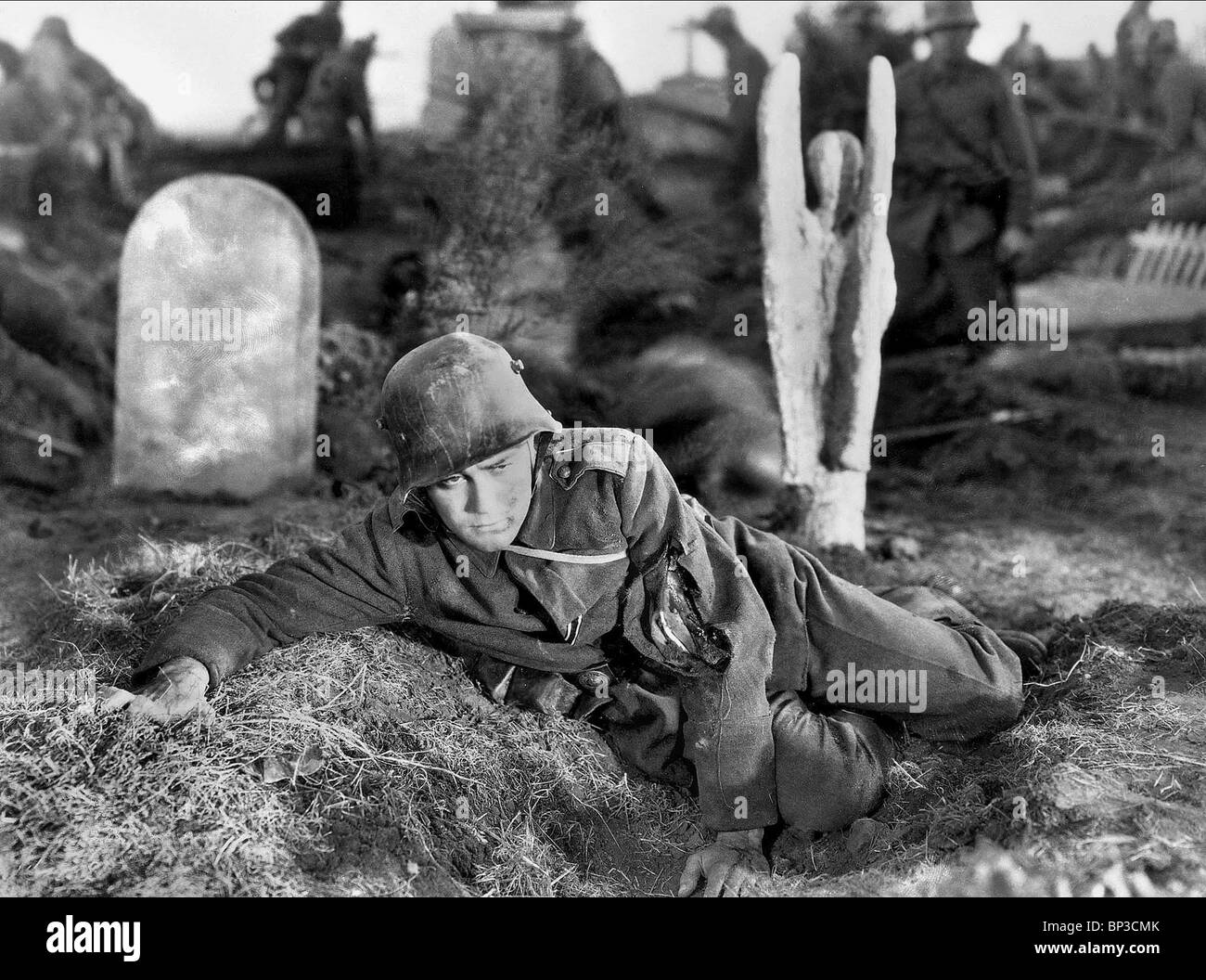 LEW AYRES ALL QUIET ON THE WESTERN FRONT (1930) Stock Photo