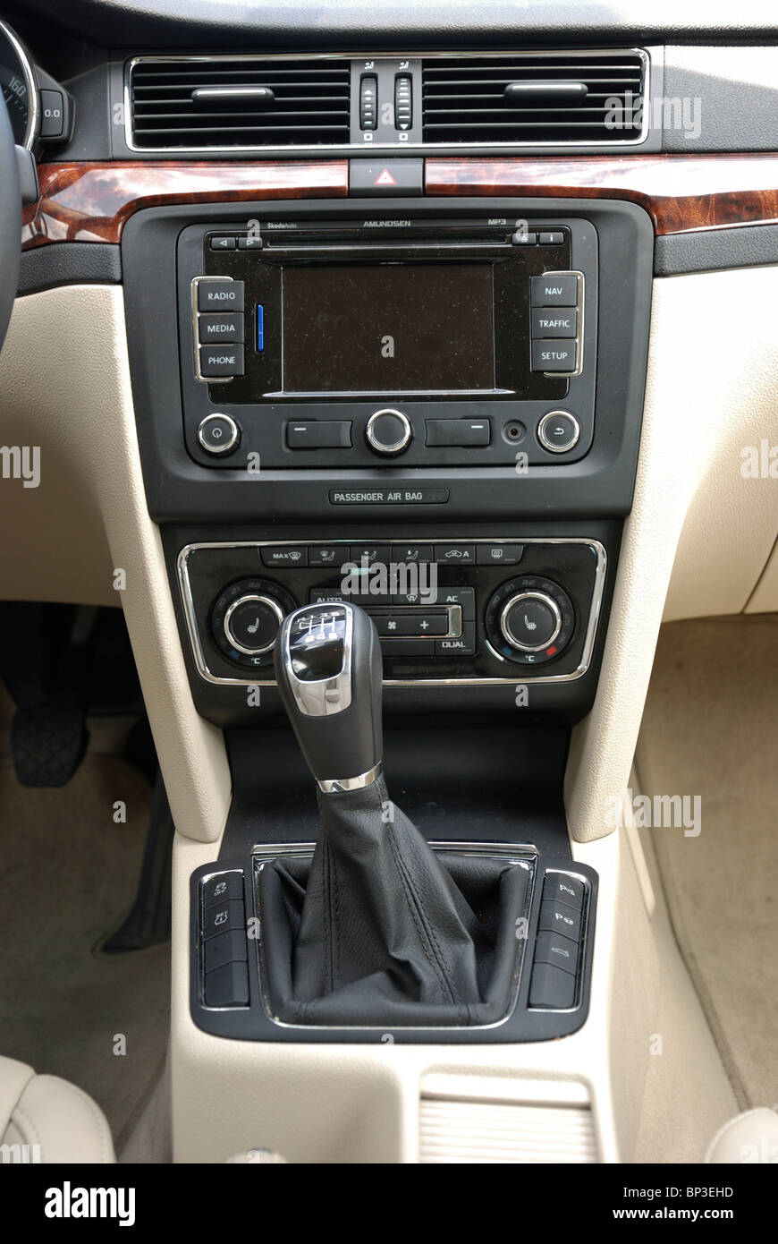 Interior skoda superb 2010 hi-res stock photography and images - Alamy