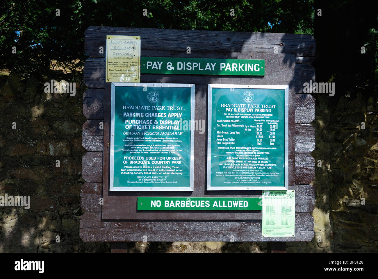Pay and display parking sign Bradgate park Leicestershire england uk Stock Photo