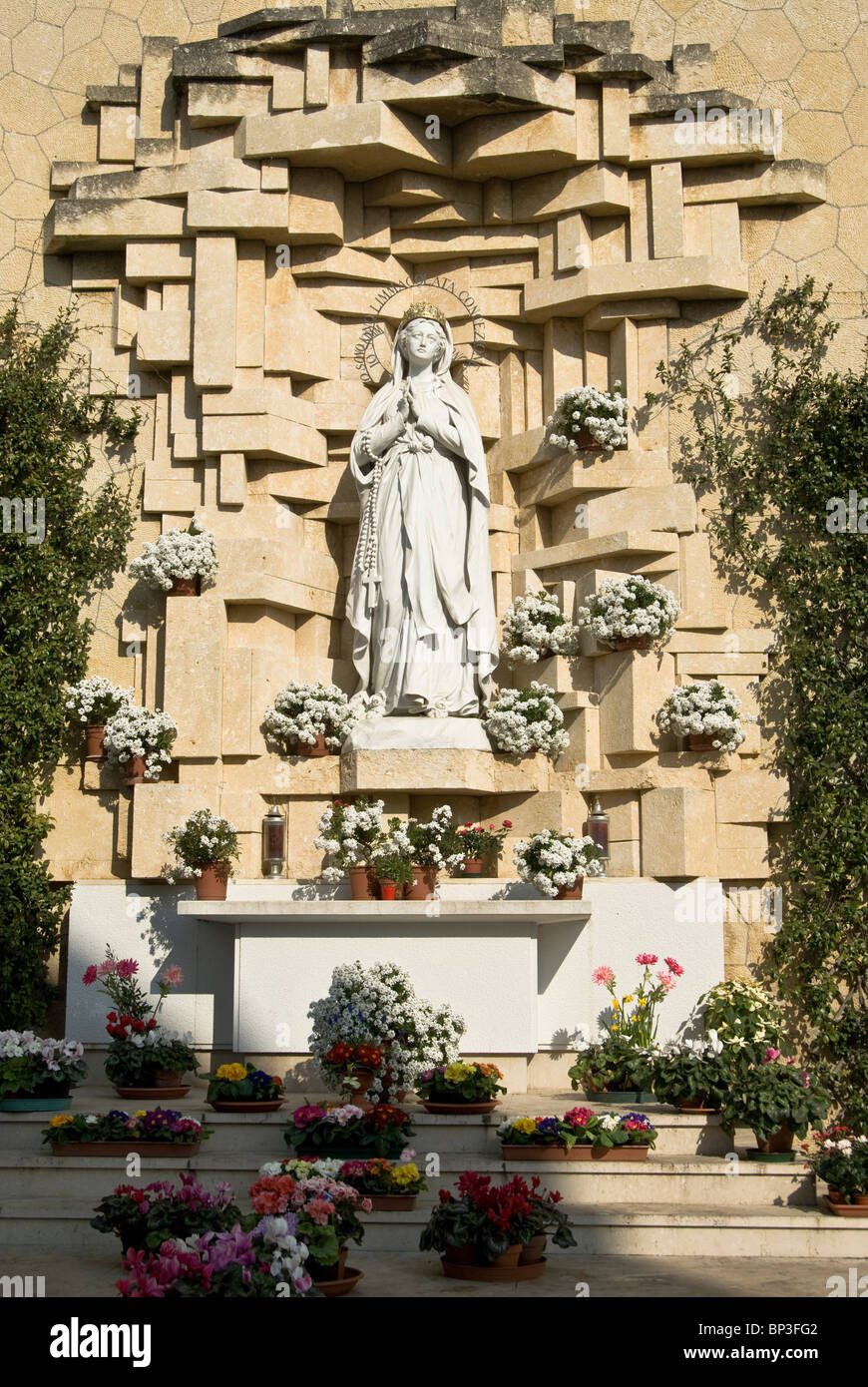 The Statue of the Madonna of the Imaculate conception at Forte san Leonardo Verona. Stock Photo