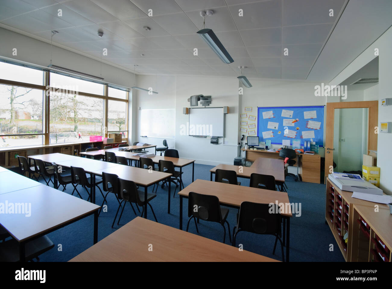 Marnel Junior School unoccupied classroom in traditional layout Stock Photo