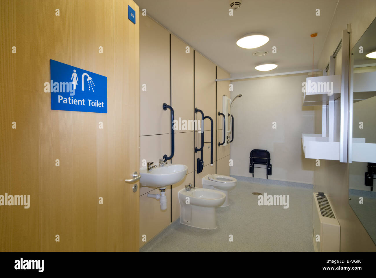 Patient Toilet and shower sign on open door New Forest Birthing Centre, Ashhurst Hospital Stock Photo