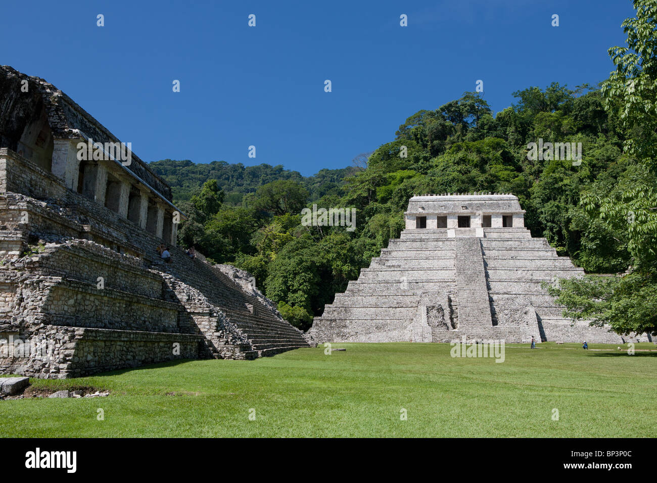 Front view of the Temple of the Inscriptions (tomb of king Pakal) in Palenque Archeological Site, Chiapas, Mexico Stock Photo