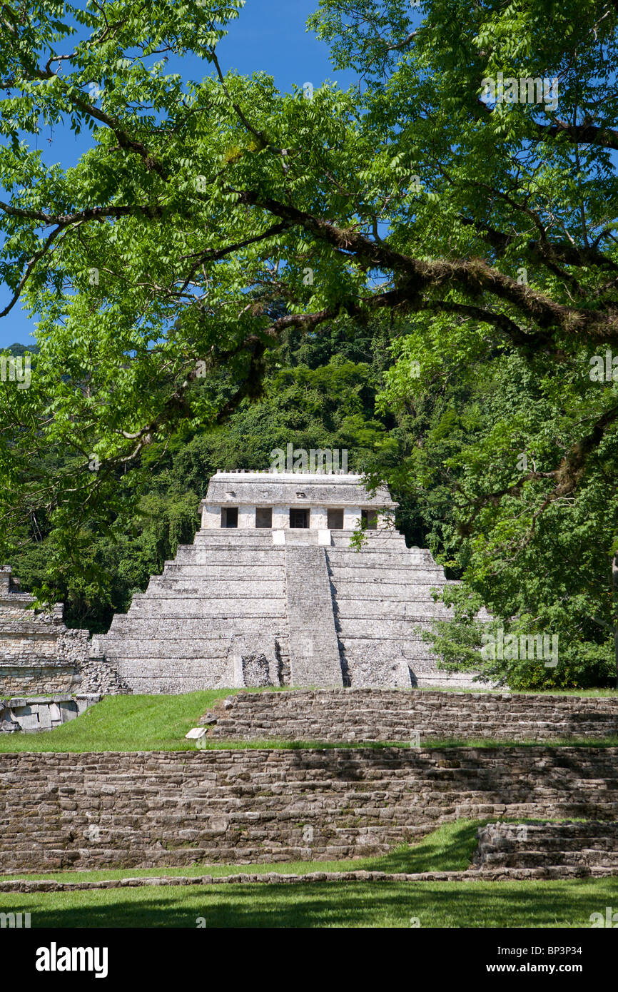 Front view of the Temple of the Inscriptions (tomb of king Pakal) in Palenque Archeological Site, Chiapas, Mexico Stock Photo