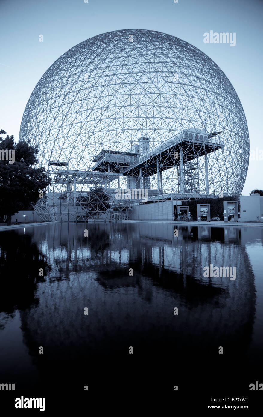 Sphere building hi-res stock photography and images - Alamy