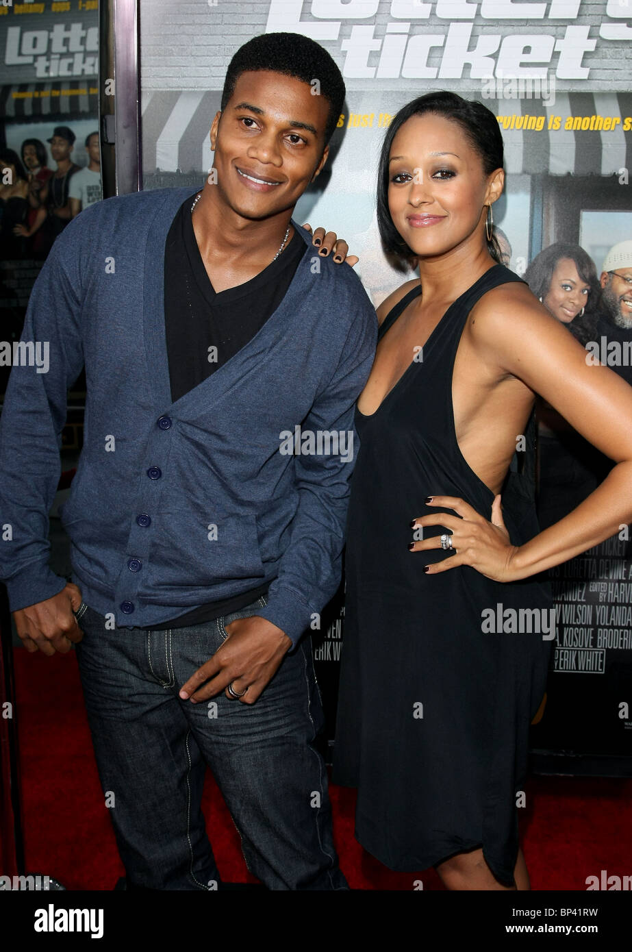 Cory hardrict and tia mowry hi-res stock photography and images - Alamy, image size:923x1390
