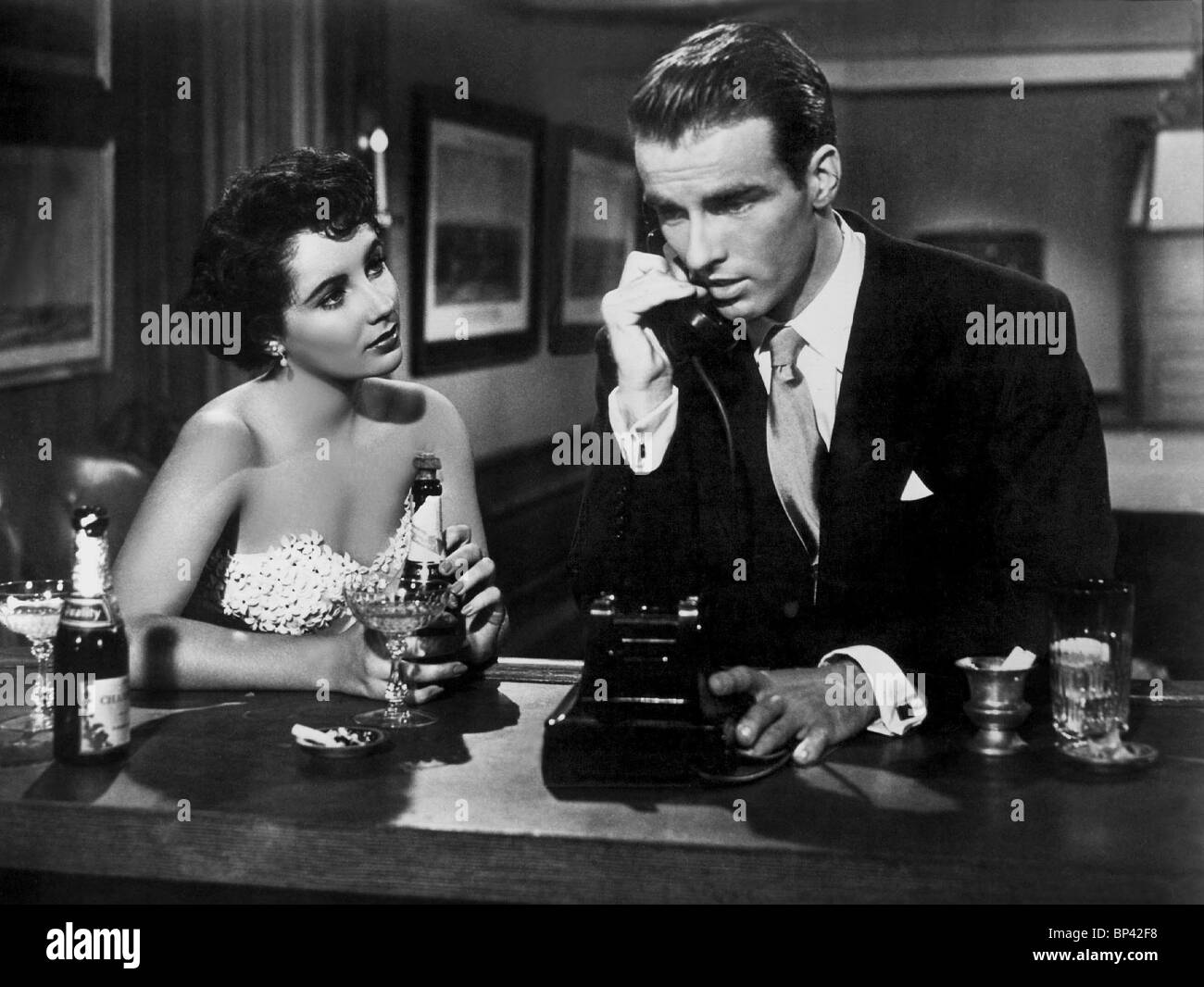 TAYLOR, CLIFT, A PLACE IN THE SUN, 1951 Stock Photo
