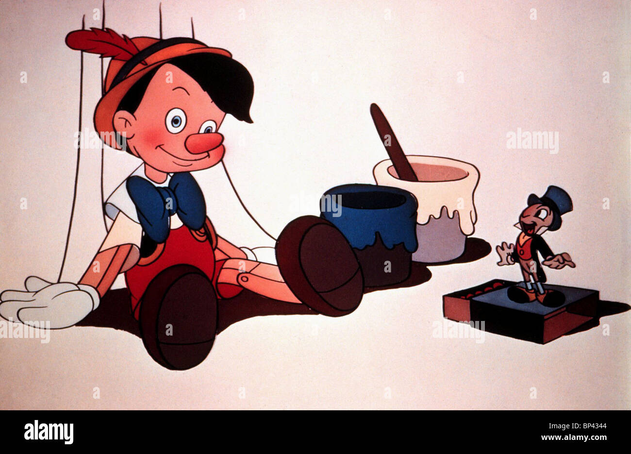 Pinocchio Jiminy Cricket Pinocchio 1940 Stock Photo Alamy Pinocchio Jiminy Cricket Pinocchio 1940 Stock Photo Alamy