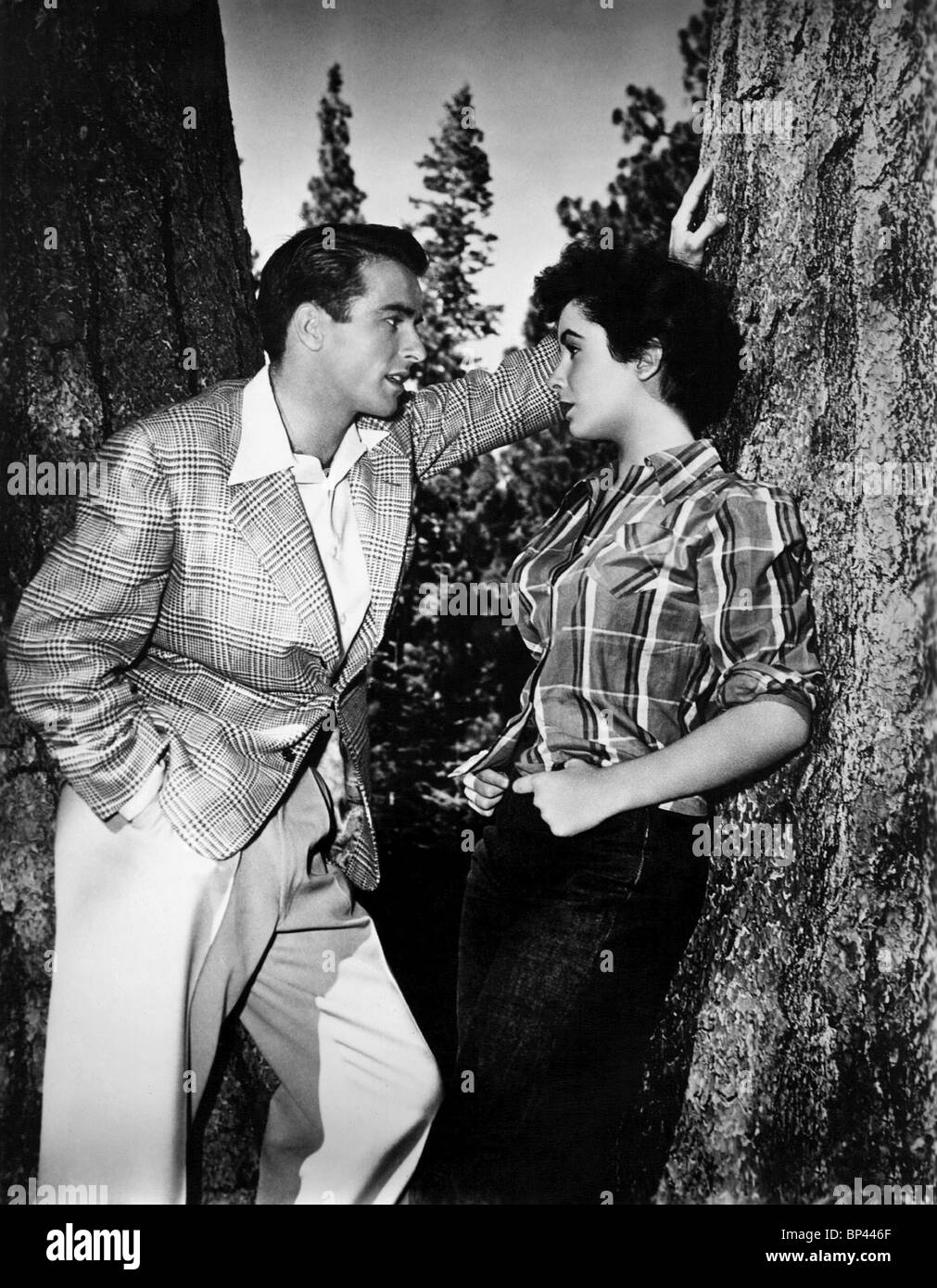 MONTGOMERY CLIFT, ELIZABETH TAYLOR, A PLACE IN THE SUN, 1951 Stock Photo