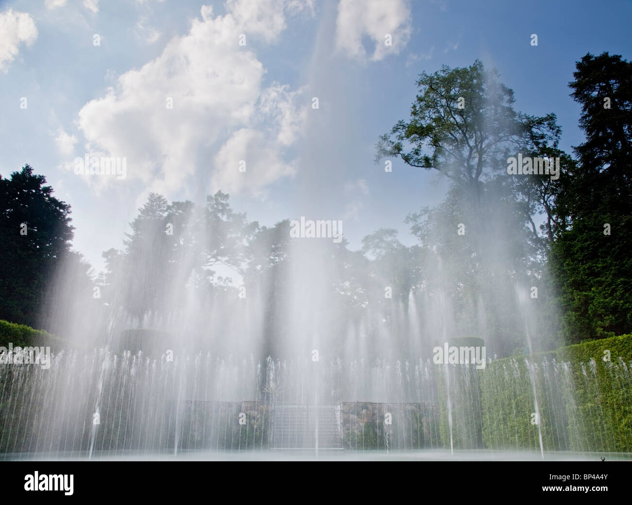 Longwood Garden's Open Air Theatre has a fountain system housing 750 ...