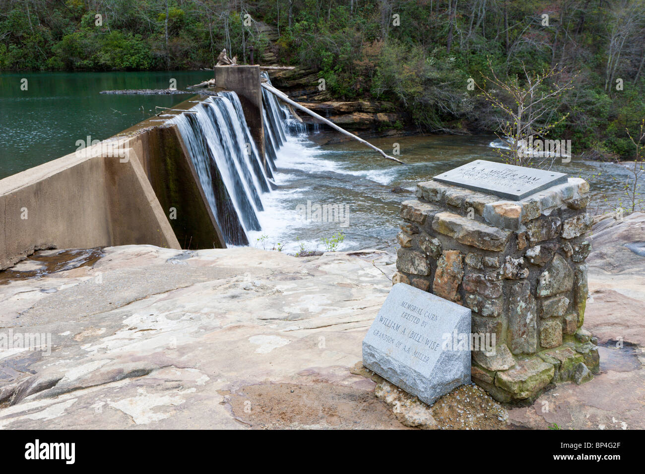 Fort Payne, AL Apr 2009 Waterfall in DeSoto State Park at Fort