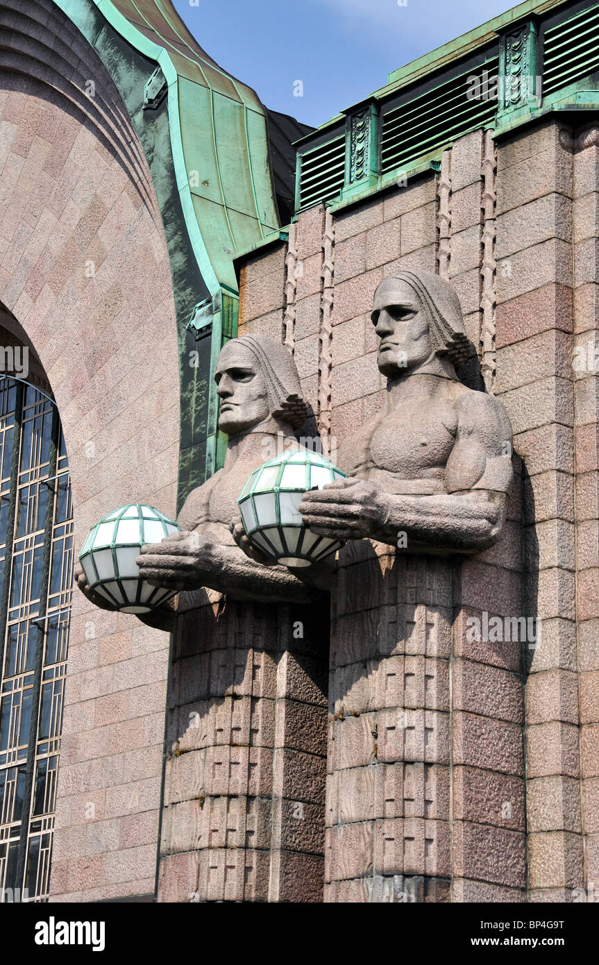 Art Nouveau frontage, Helsinki Railway Station, Rautatientori, Helsinki, Uusimaa Region, Republic of Finland Stock Photo