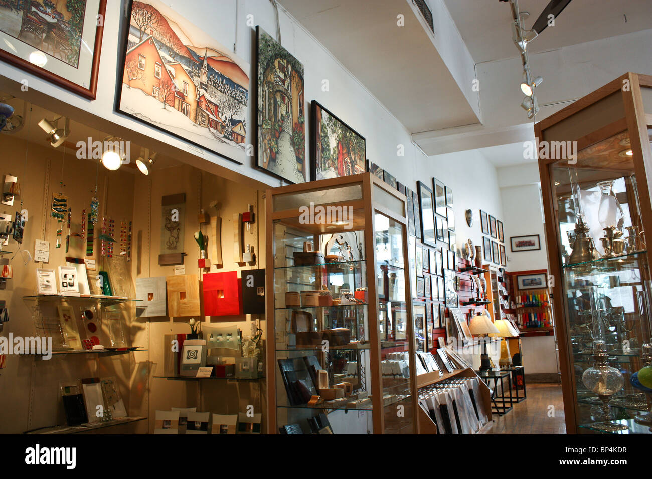tourist art craft shop old Montreal Stock Photo Alamy